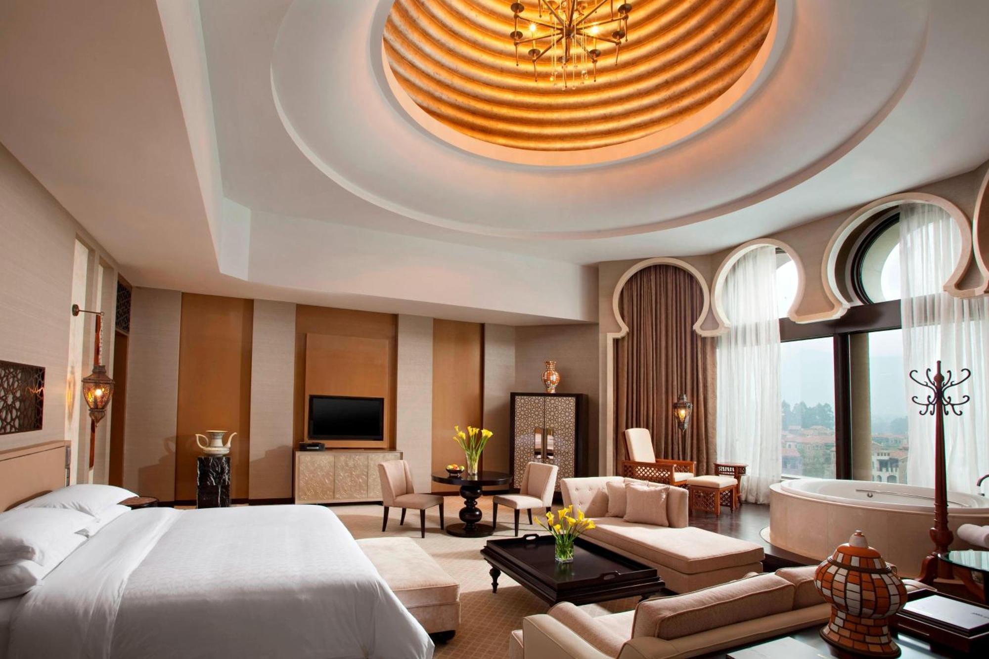 Sheraton Qingyuan Lion Lake Resort Экстерьер фото